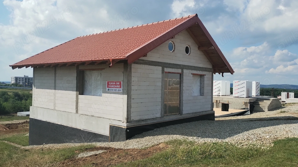 Casă la roșu Cordău - Băile Felix într-o zonă în dezvoltare 