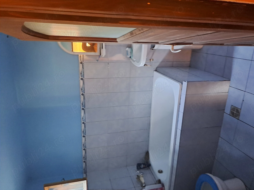 Vând casă în comuna Cungrea olt  40000euro