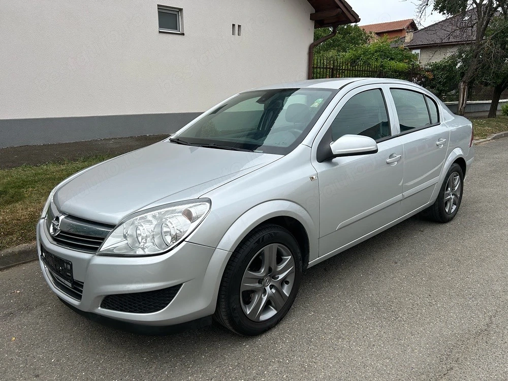Opel Astra 1.6 Benzina 116 Cp an 2009