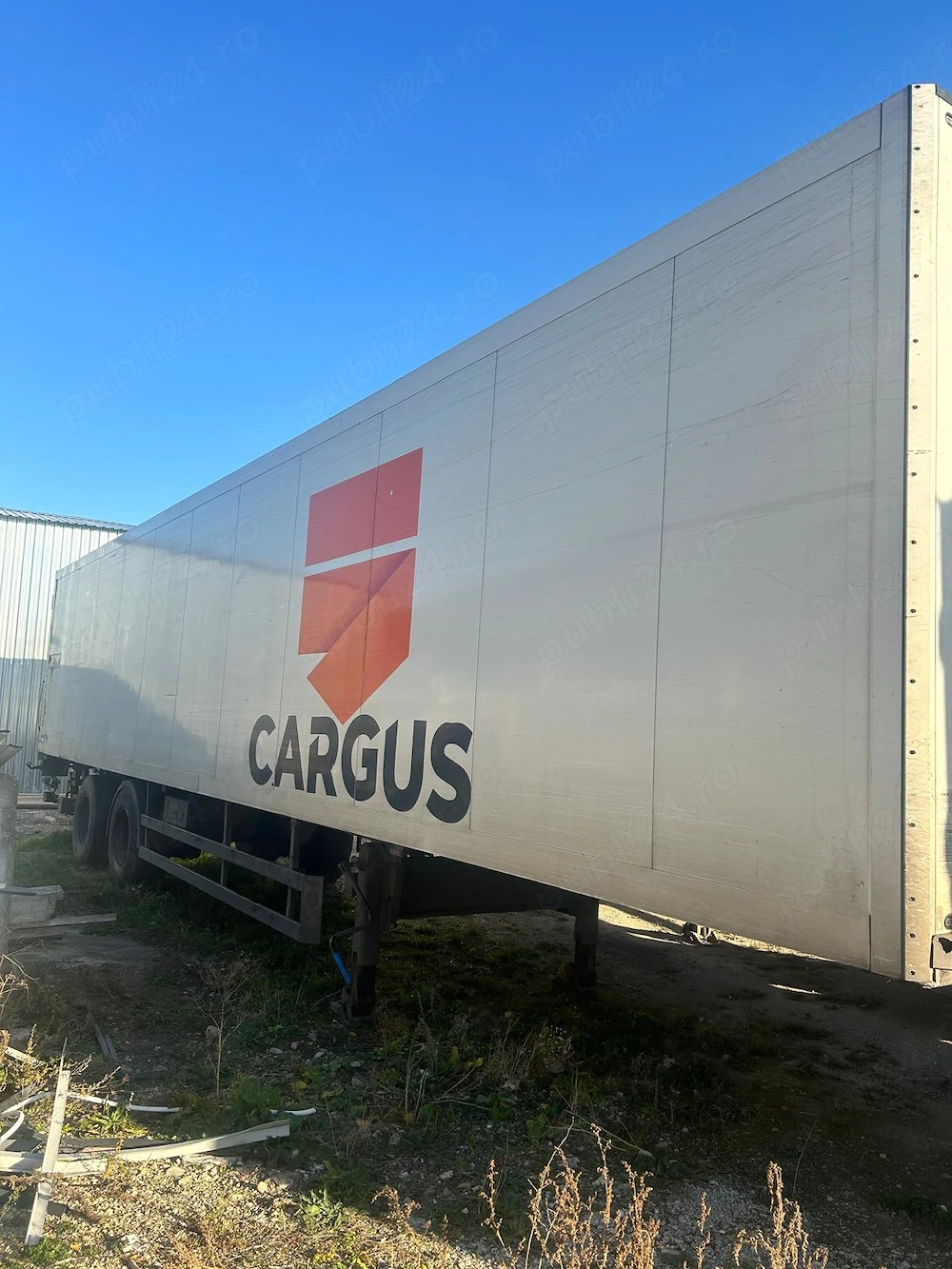 De vanzare semiremorca SCHMITZ CARGOBULL 