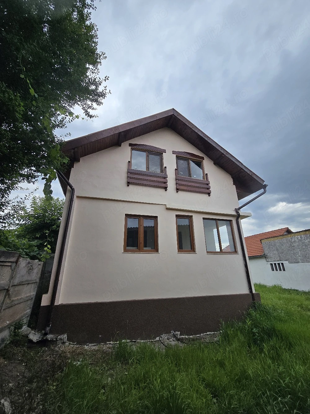 Casă de vânzare Peștișu Mare