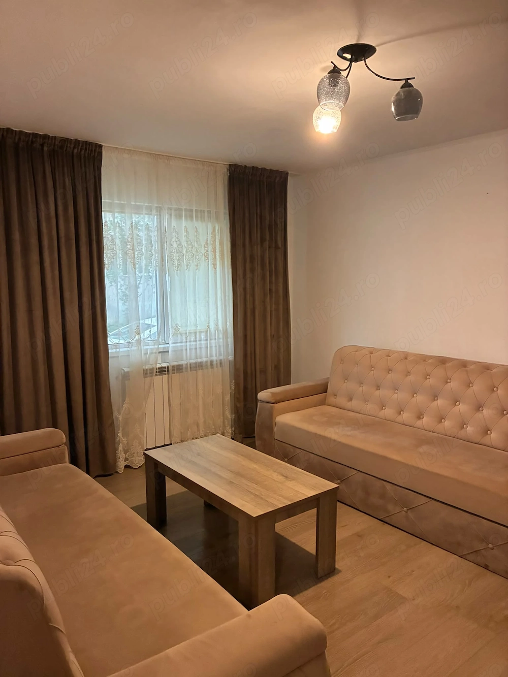 Închiriez apartament 3 camere