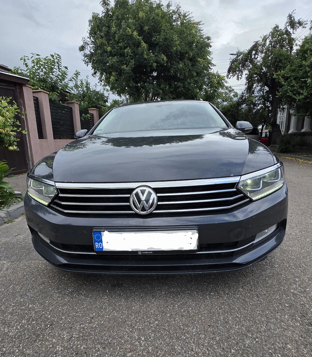 Volkswagen Passat B8 Highline 2016 2.0 TDI 150 CP Automat DSG. *Distronic