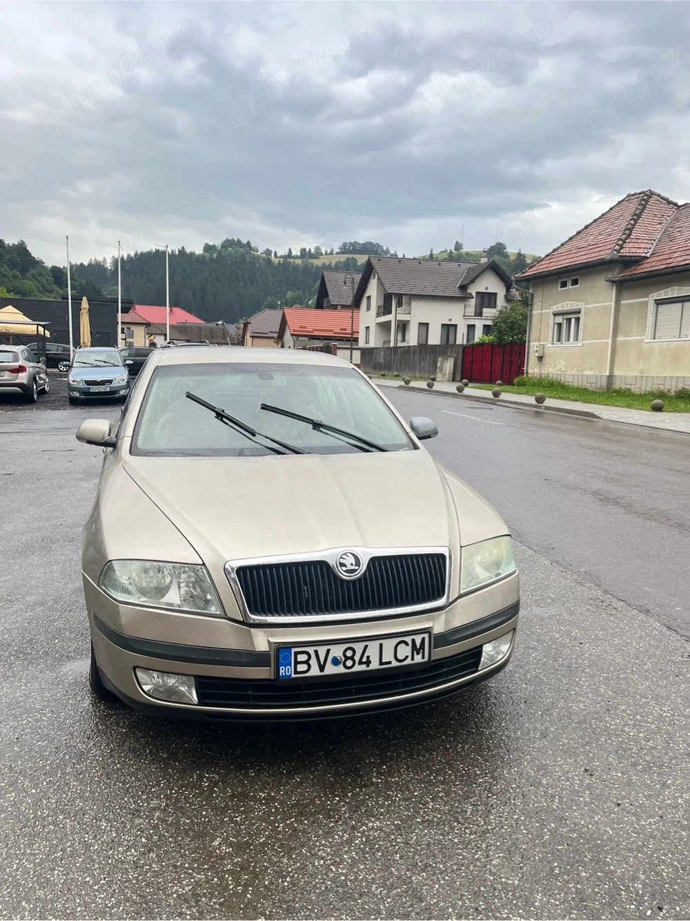 vând skoda 