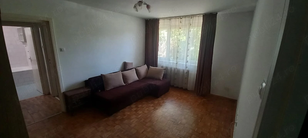 Apartament cu 2 camere de vanzare in zona Decebal