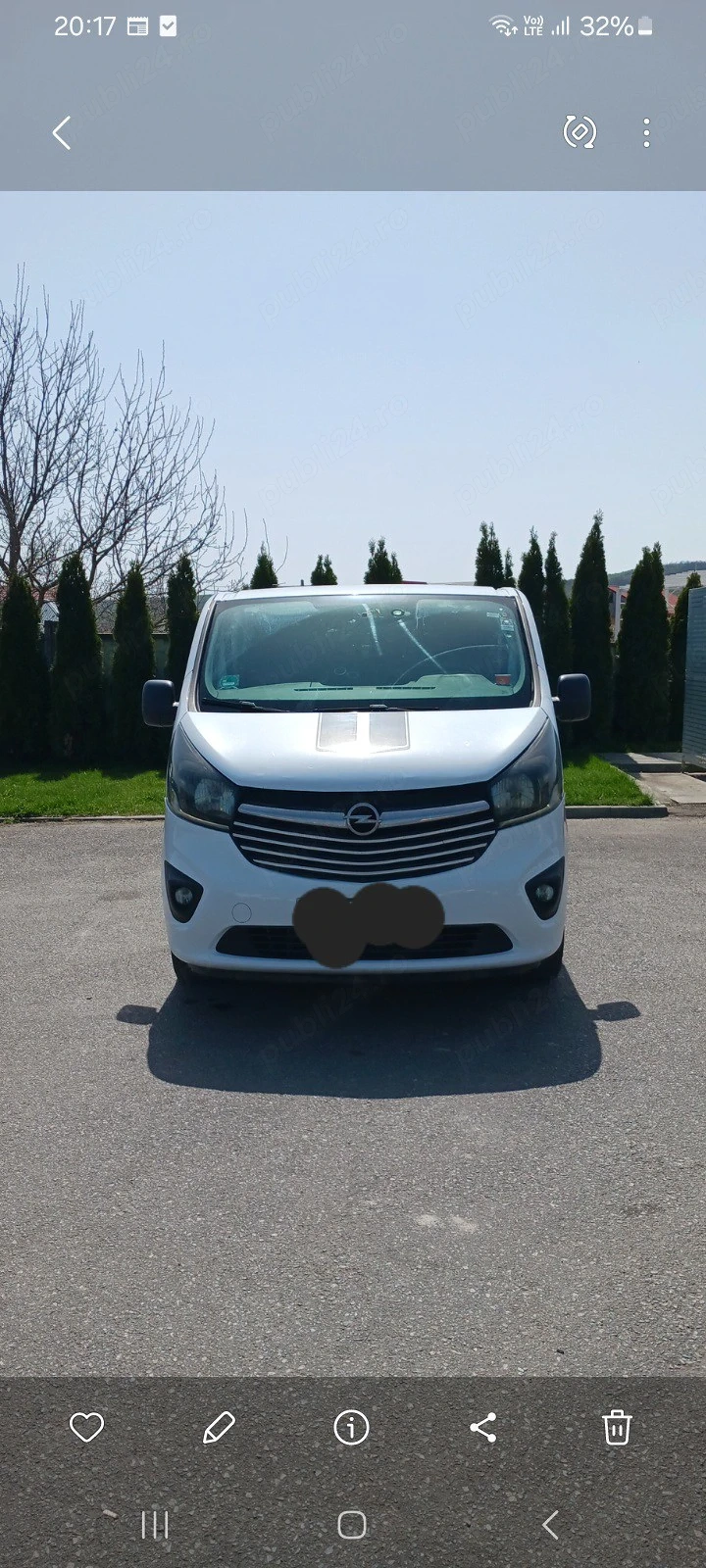 Vând Opel Vivaro 8+1locuri 