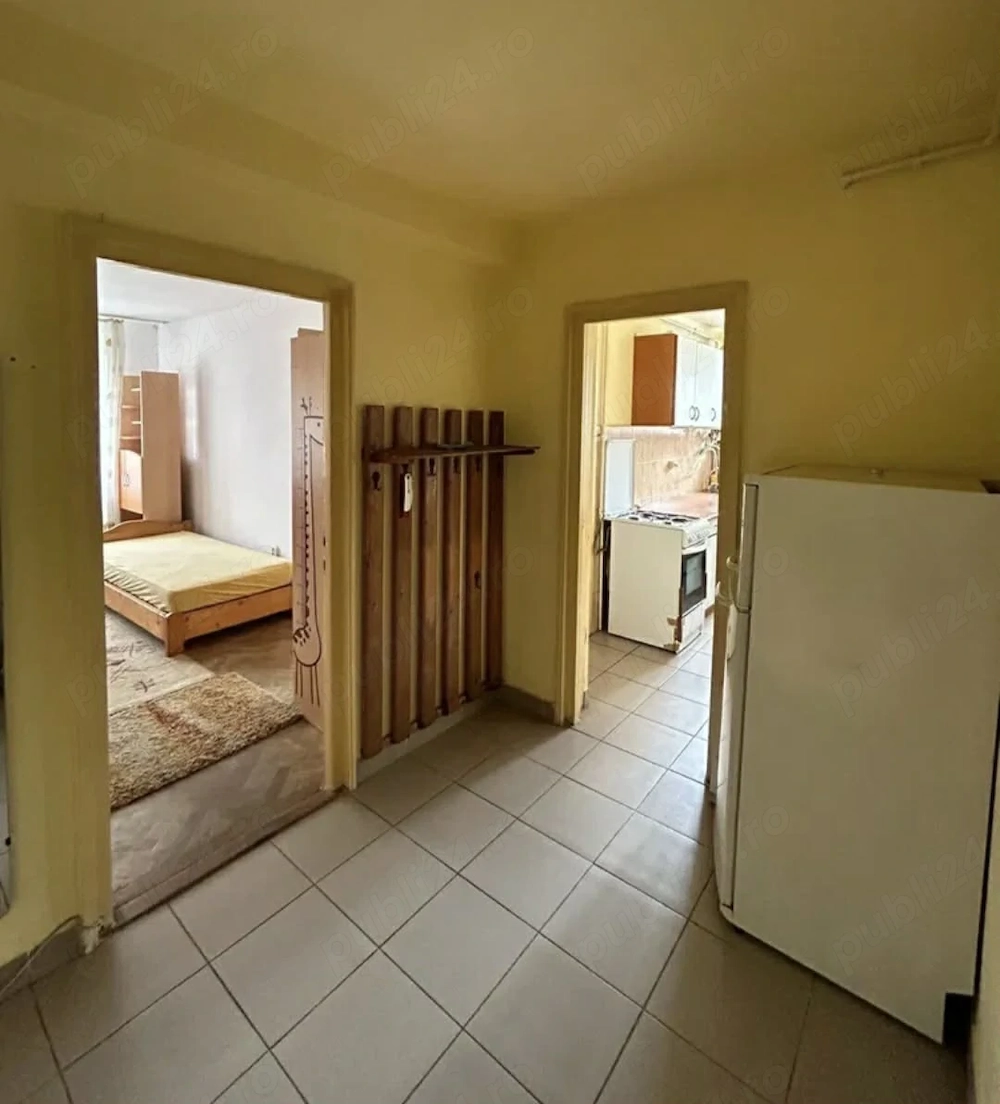 Apartament 2 camere decomandate Manastur - Balcon - Centrala proprie.