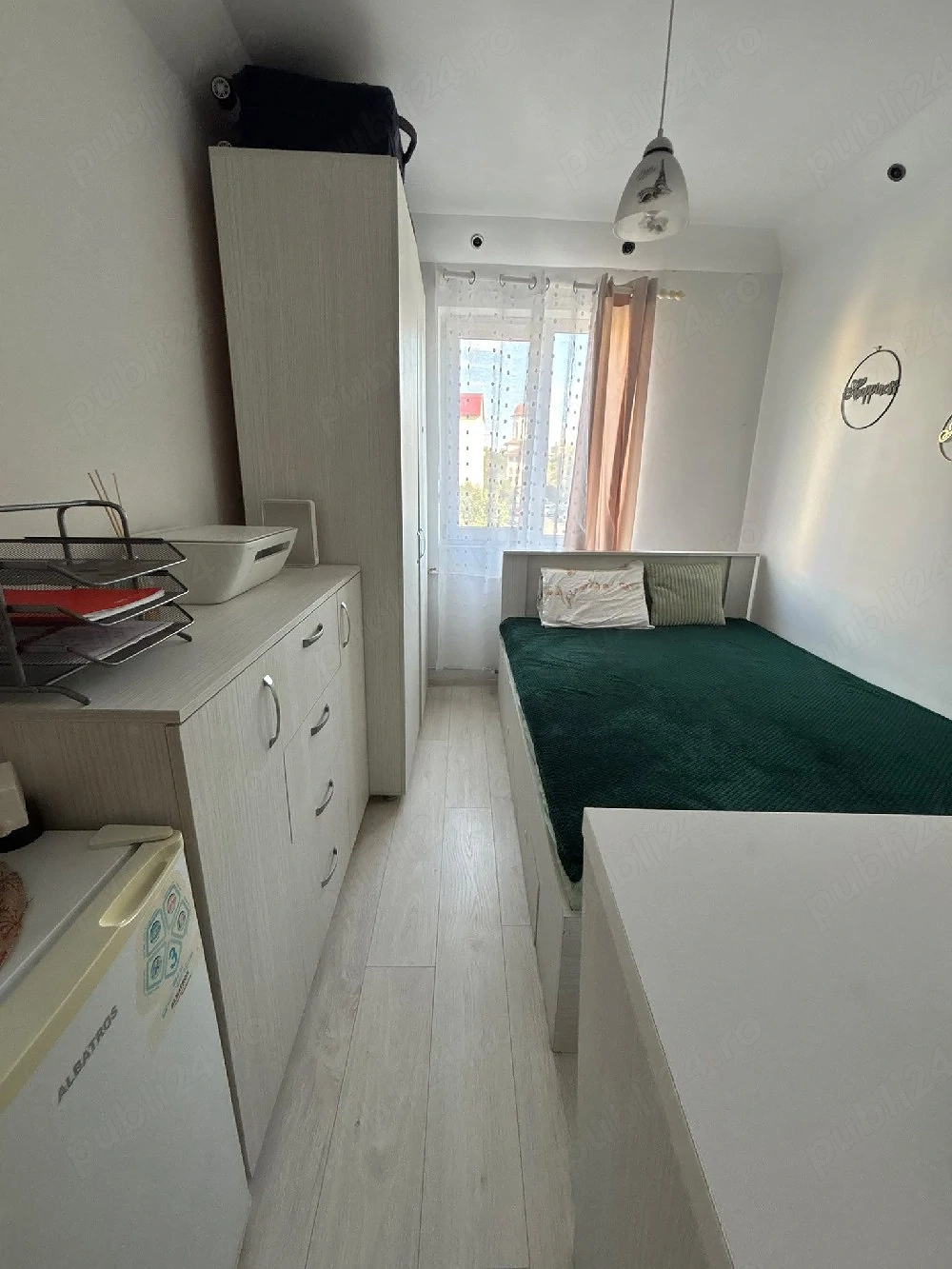 Garsonieră de închiriat etaj 1 în zona Dacia
