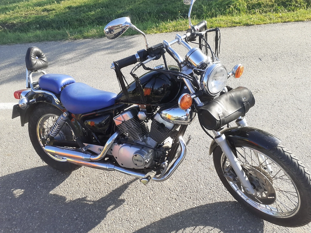 motocicleta Yamaha Virago 250 cmc an 1992