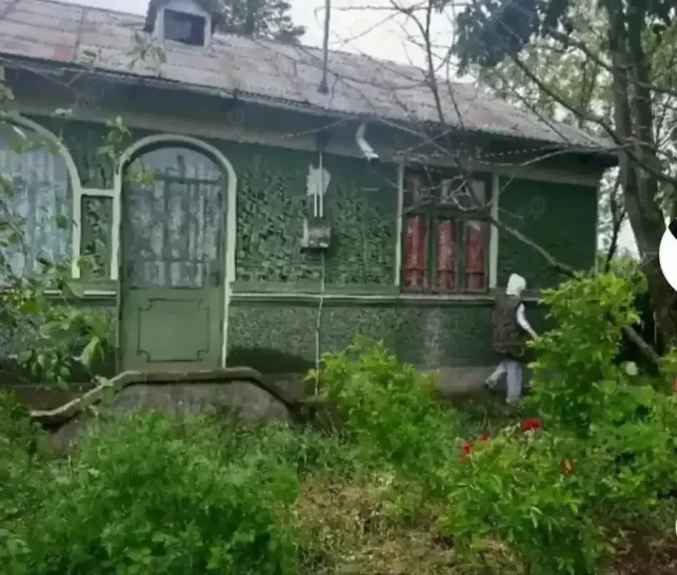 Vindem casa batraneasca lângă Slobozia. 