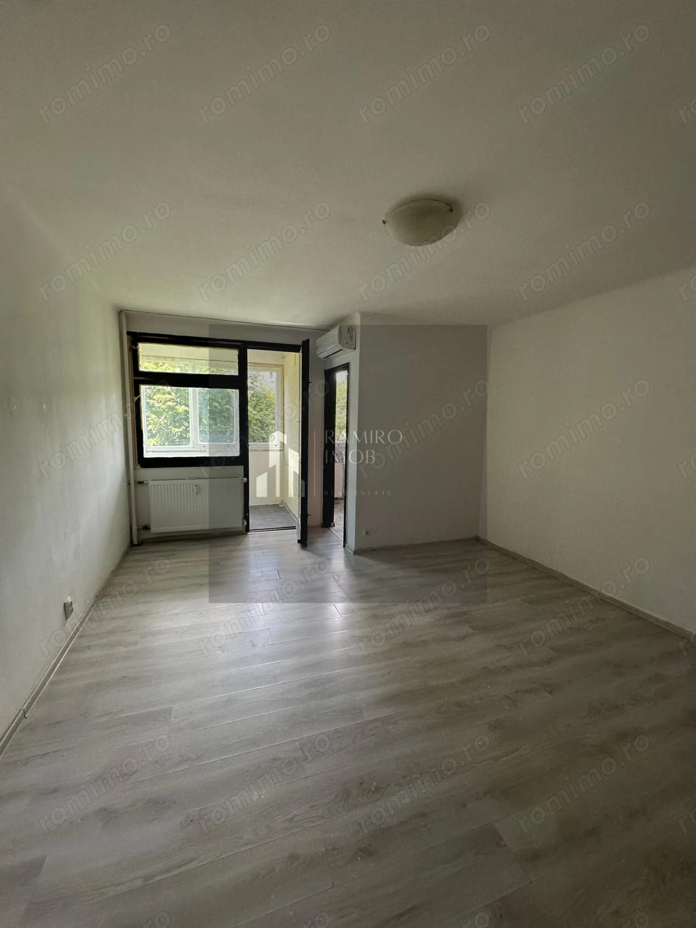 Garsoniera Turnu Magurele