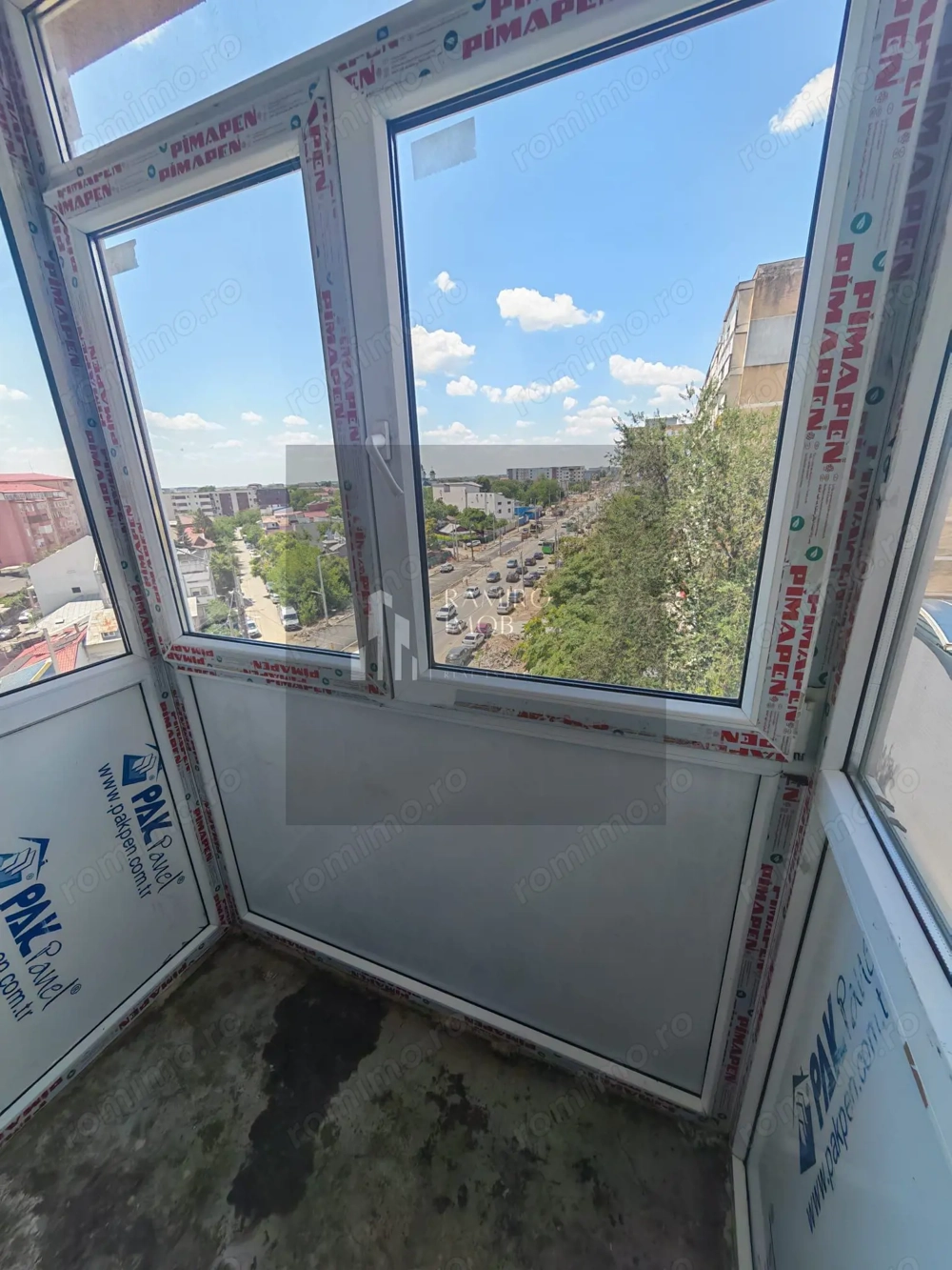Apartament 2 camere decomandat Bloc Anvelopat Prelungirea Ghencea