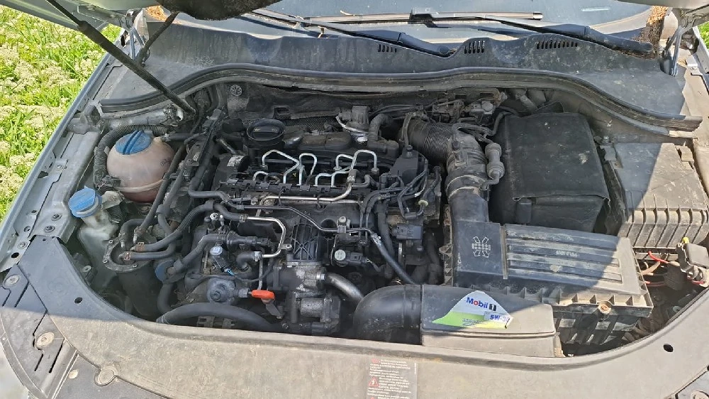 vând Volkswagen passat 