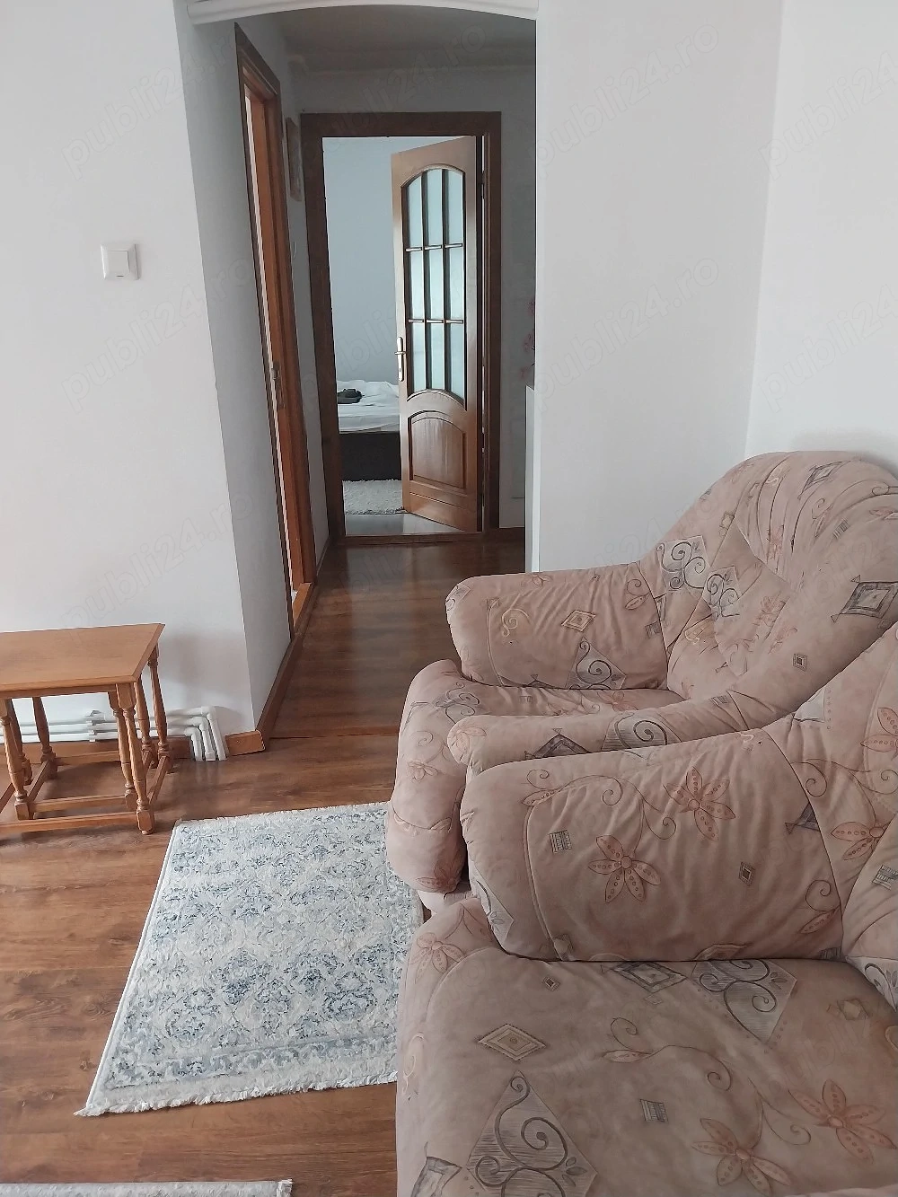 vand apartament