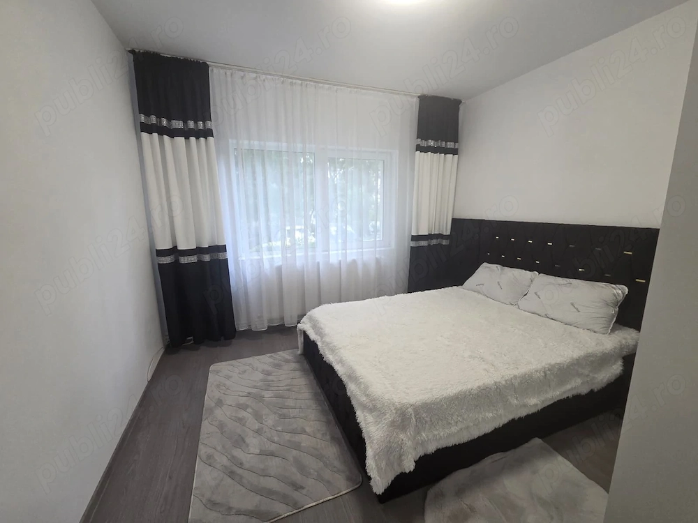 Apartament de vanzare, 3 camere, decomandat, 67 mp, Mircea cel Batran