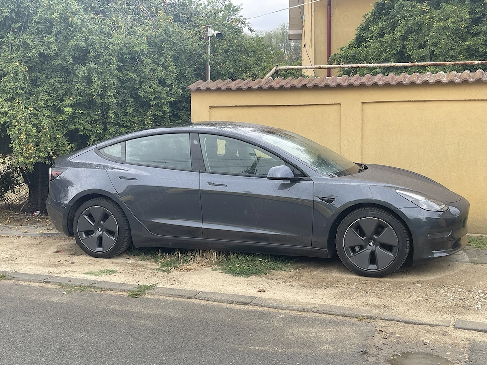 Vând Tesla Model 3, Dual Motor Long Range, cu pompa căldură