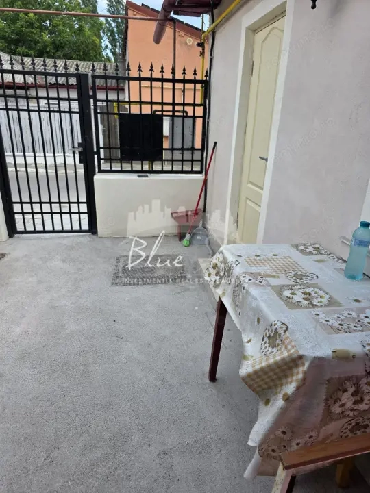 Casă cu 3 camere de vânzare – Palas, Constanța