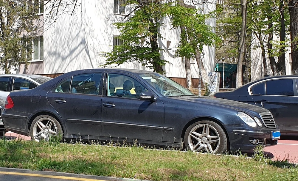 Vand mercedes E 240  W211