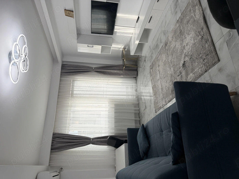 De închiriat Apartament 3 camere Parcul Tineretului 