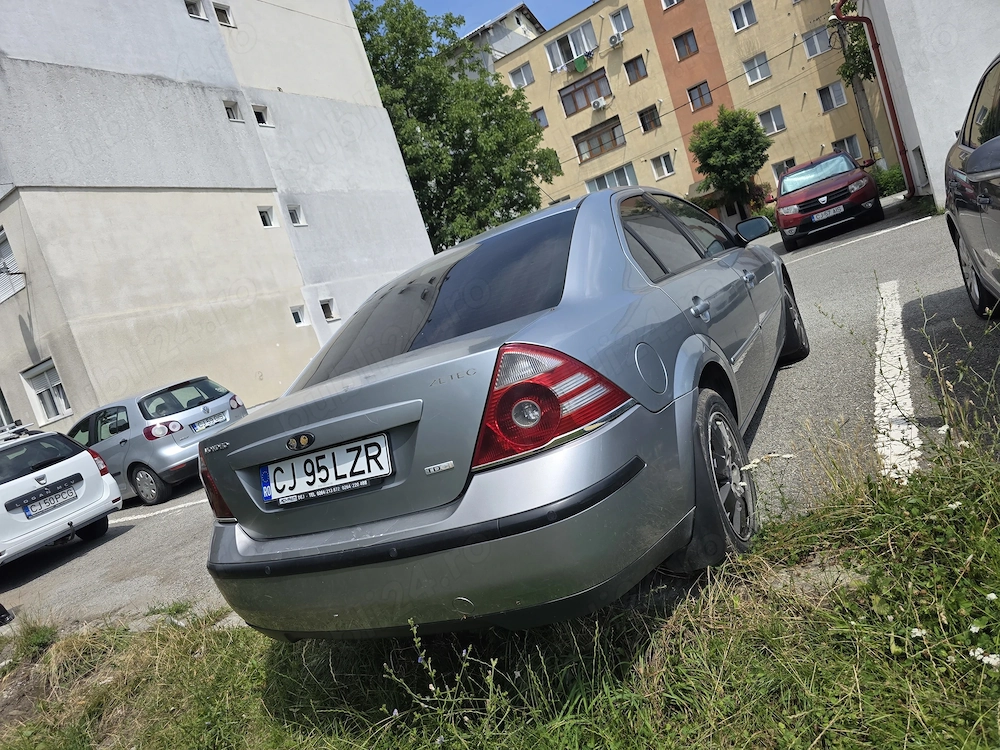 Vând ford 2006 volan drepata