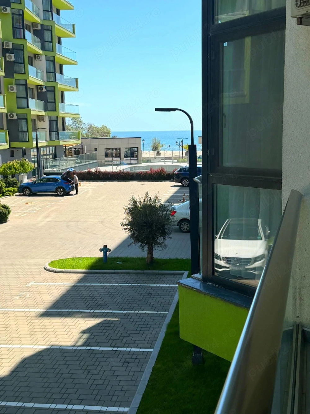 Vând apartament cu 2 camere în Alezzi beach resort ,Mamaia nord 