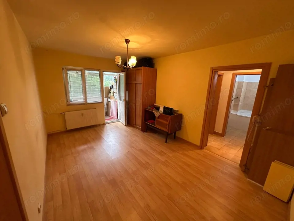 Apartament 2 camere semidecomandat, 47 mp, Etaj 2/4, Nord Ploiești