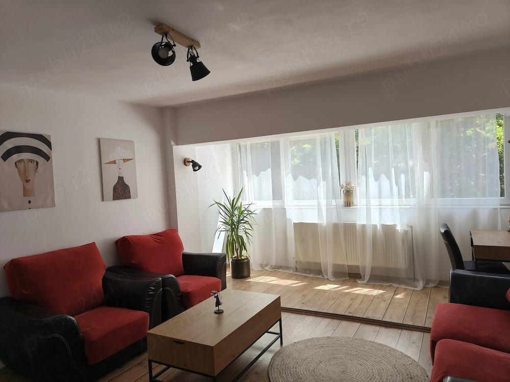 Închiriez ap.3camere