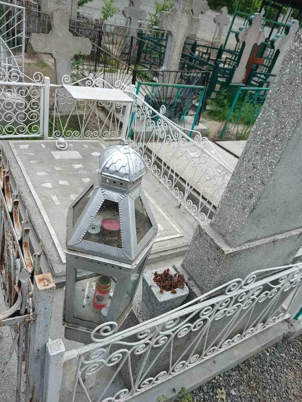 Loc de veci cimitirul Sf. Mina