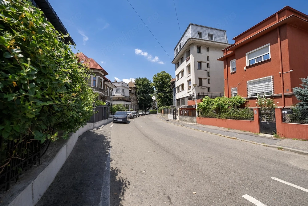 COTROCENI-GIULINI, STUDIO LA CHEIE, 33 MP, PLATA IN RATE!