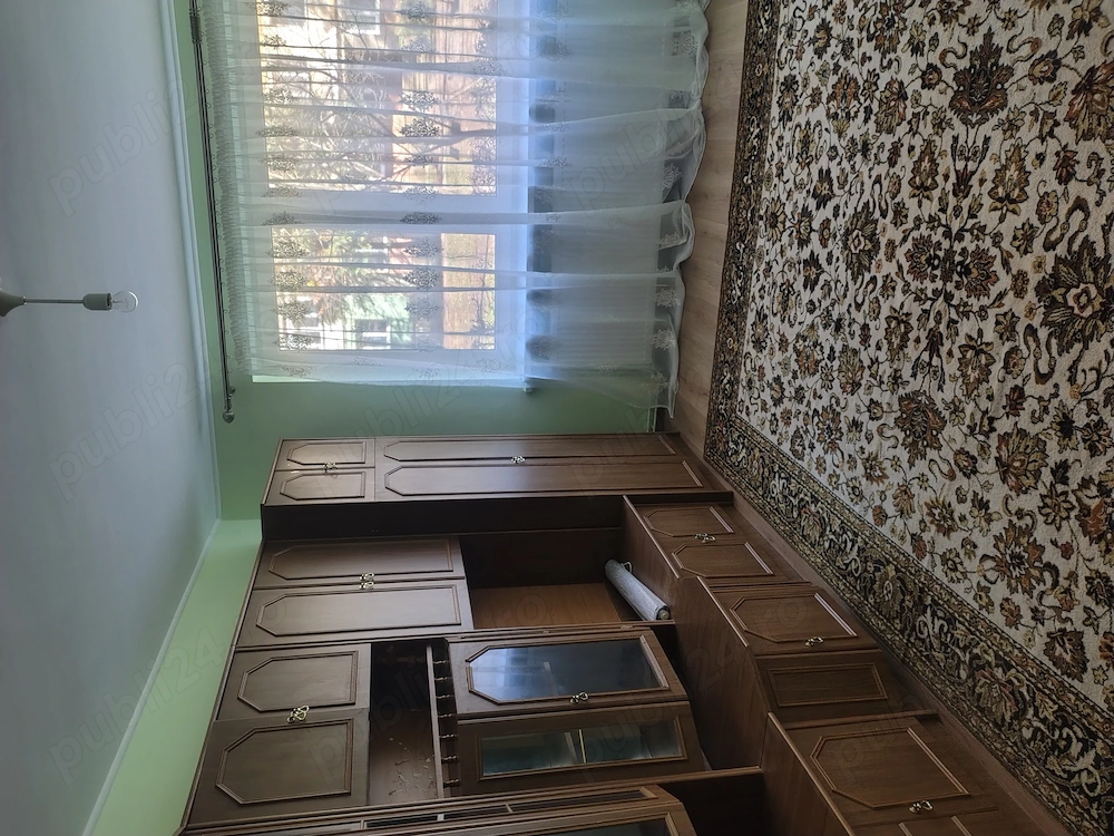 Vand apartament 3 camere . cartier SASAR Baia Mare 