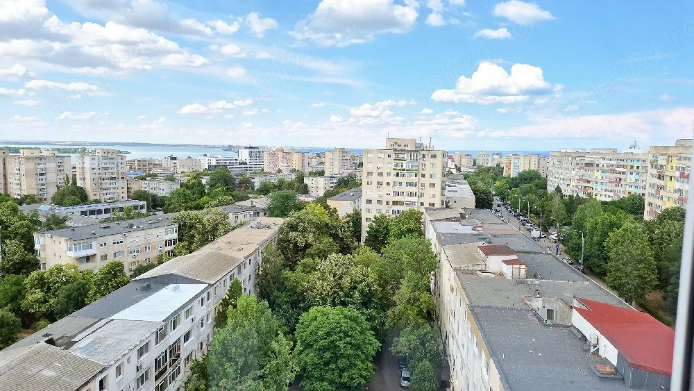 închiriez apartament 2 camere 