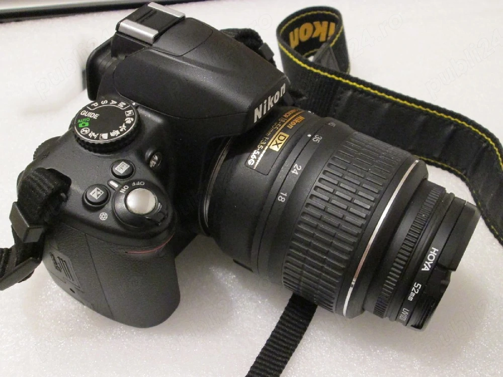 nikon d3000 + 18-55 si accesorii 