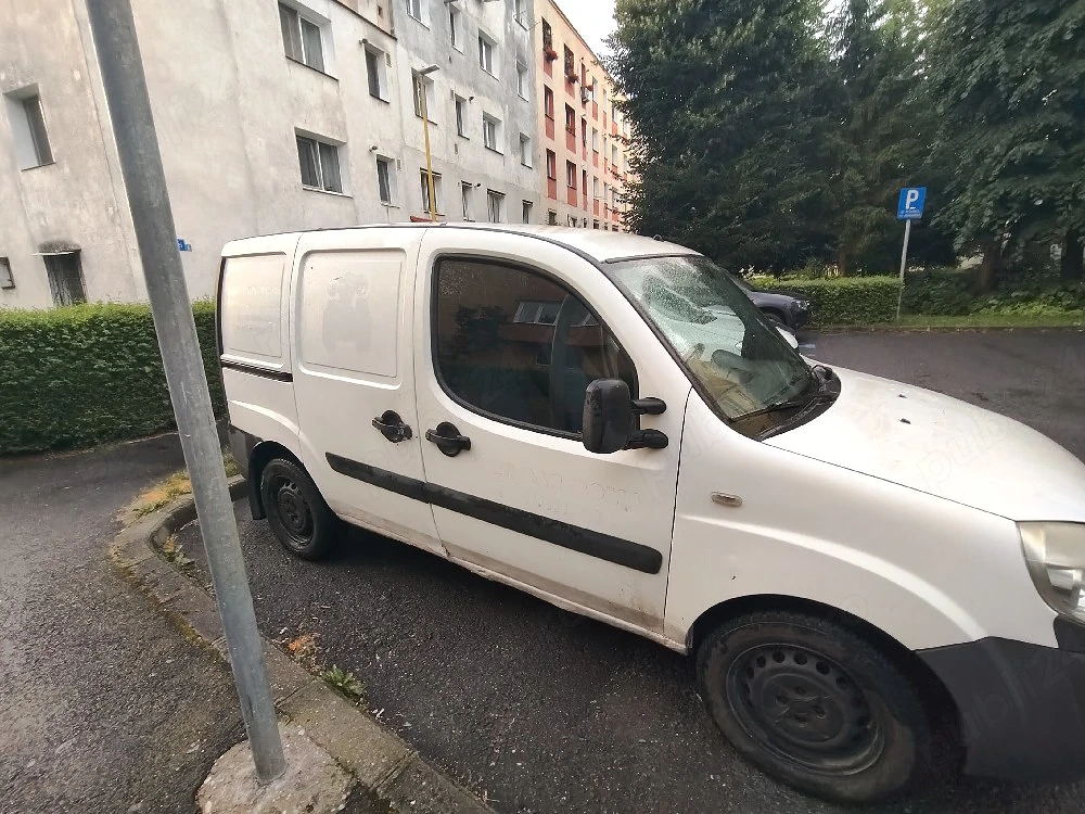 Vand autoutilitara Fiat doblo 