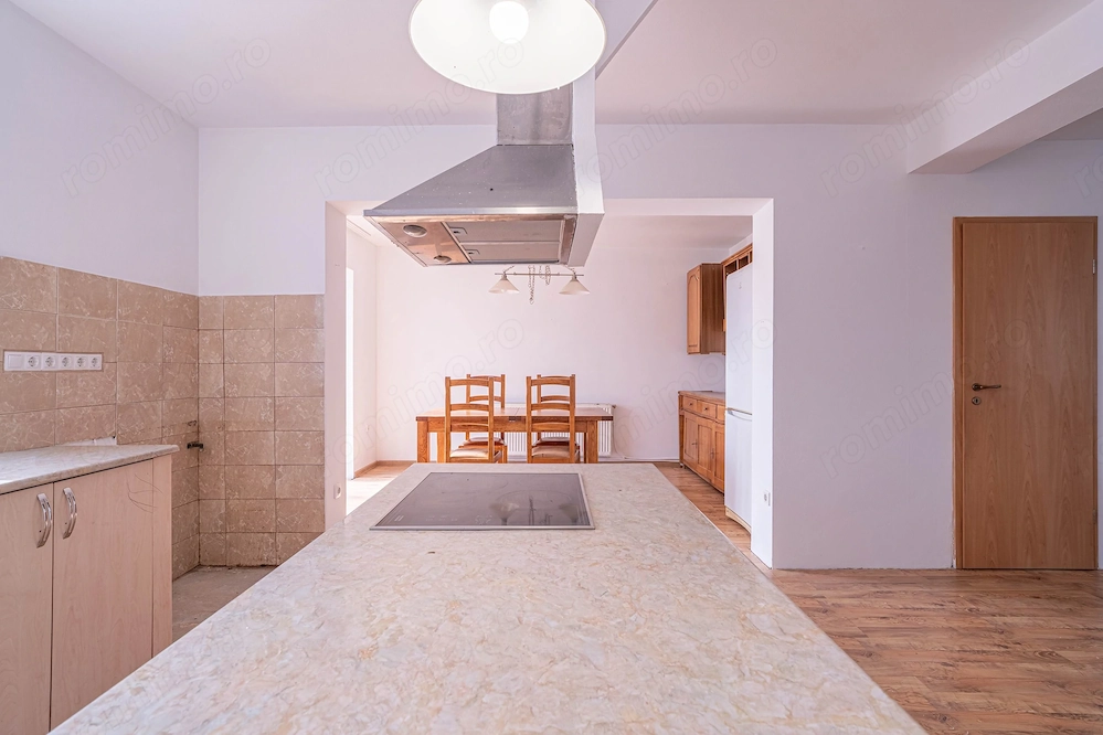 Casă de vânzare în Arad – zona Poltura