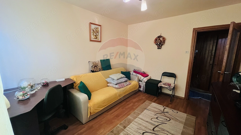 Apartament cu 2 camere de vânzare în zona Rogerius