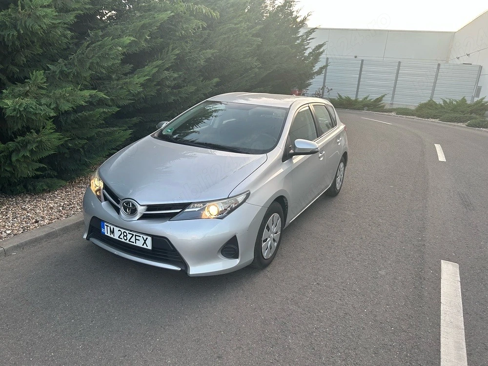 Toyota  Auris 2013,100cp Euro 5