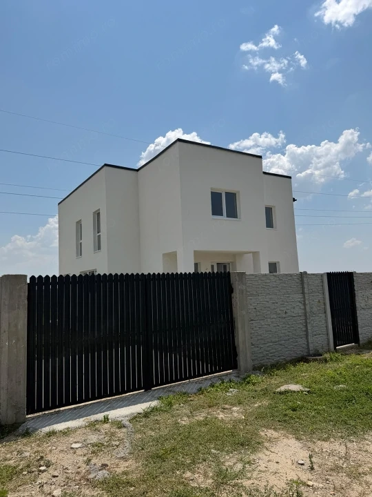 Casa P+1, 185 mp, 307 mp teren, zona Damila