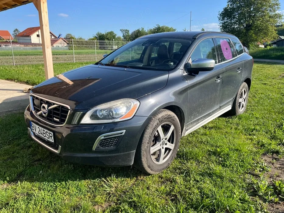 Volvo XC60 2.4 D5 AWD R-Design 2010