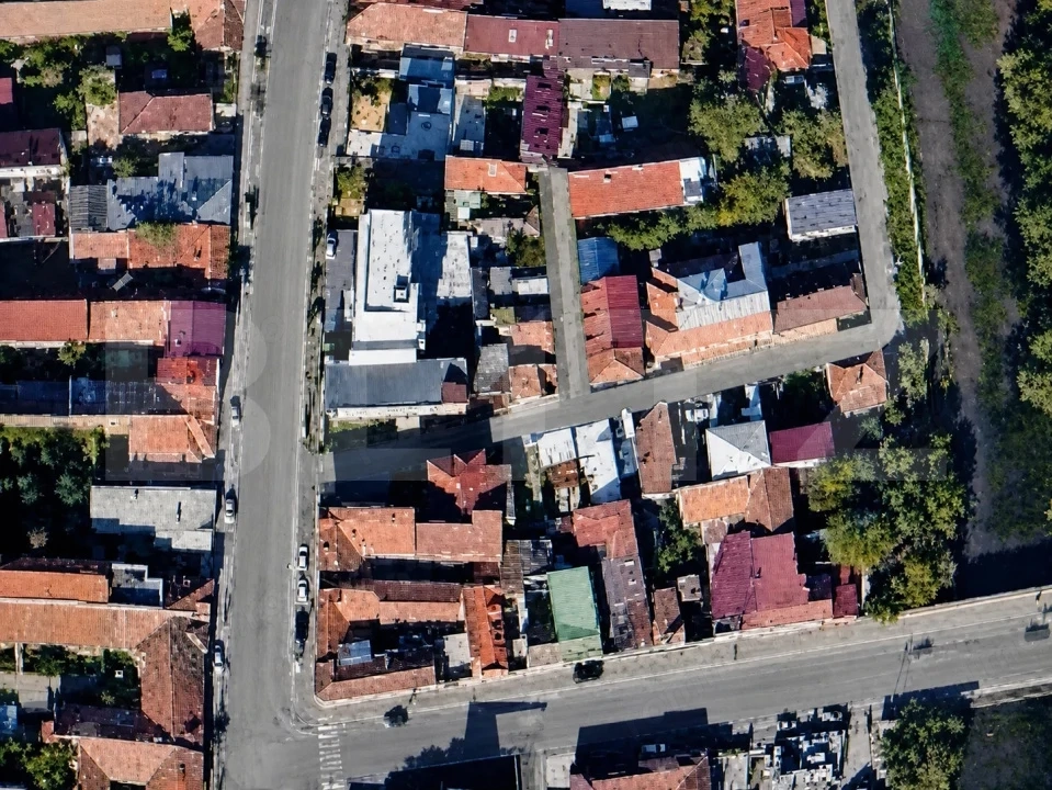 Casa de reabilitat, zona semicentrala, perfecta pentru investitie