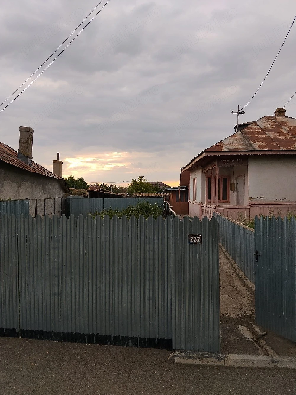 Ocazie-Casa bătrânească 