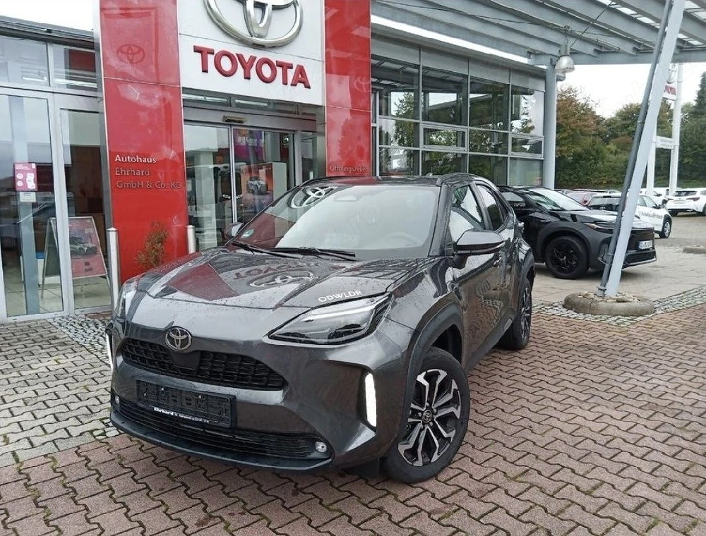 Toyota Yaris Cross Dynamic Hibrid 2025 9300km