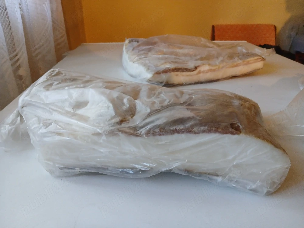 vand slanina de casa 