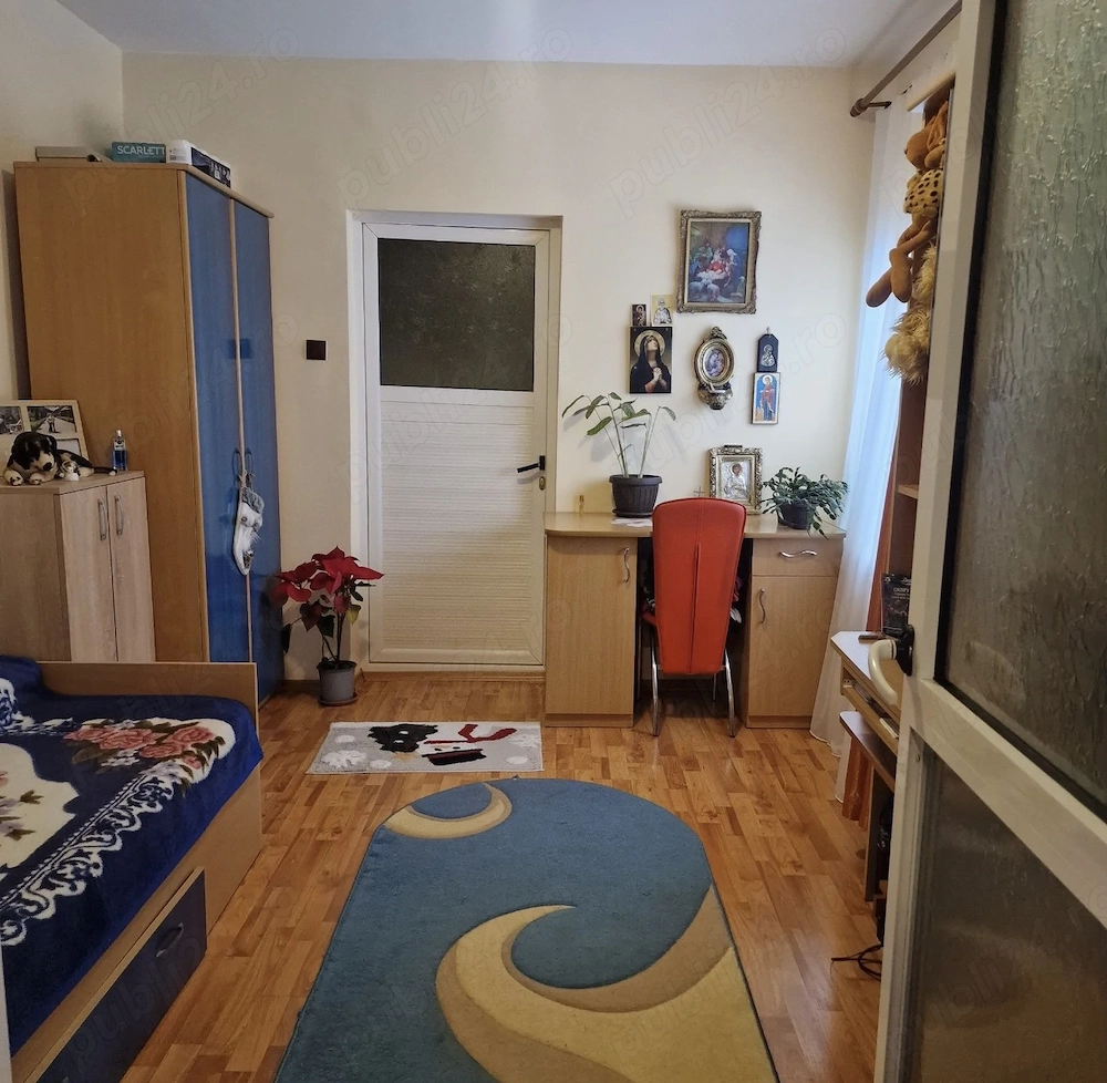 Schimb cu apartament sau casă lângă București + diferența   Vând casă