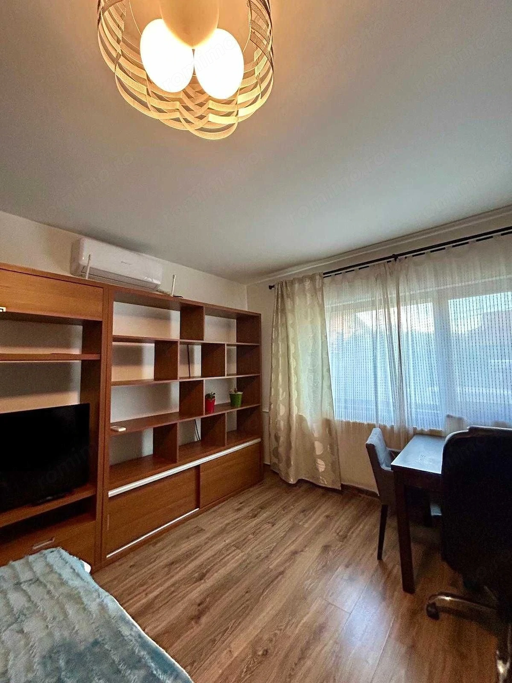   Vânzare : Apartament 2 Camere Modern –Metrou Eroii Revoluției