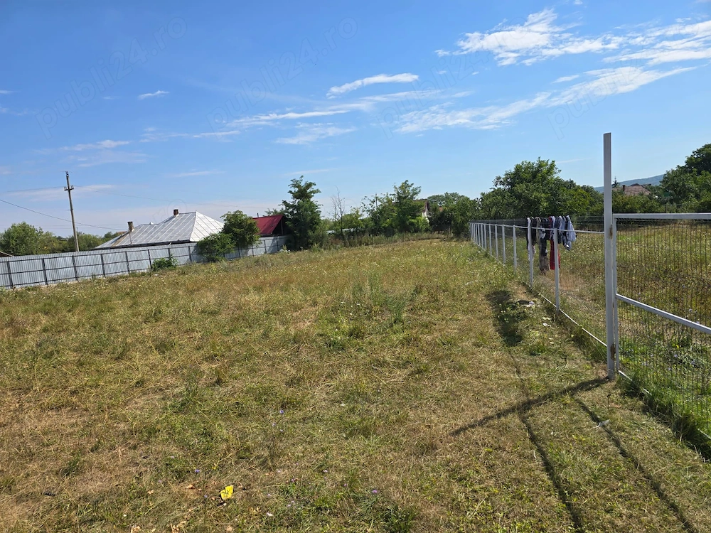 Vand teren intravilan localizat in Humulesti, Jud. Neamt 