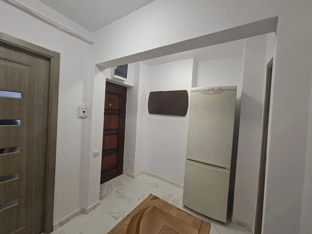 Inchiriez apartament 2 camere