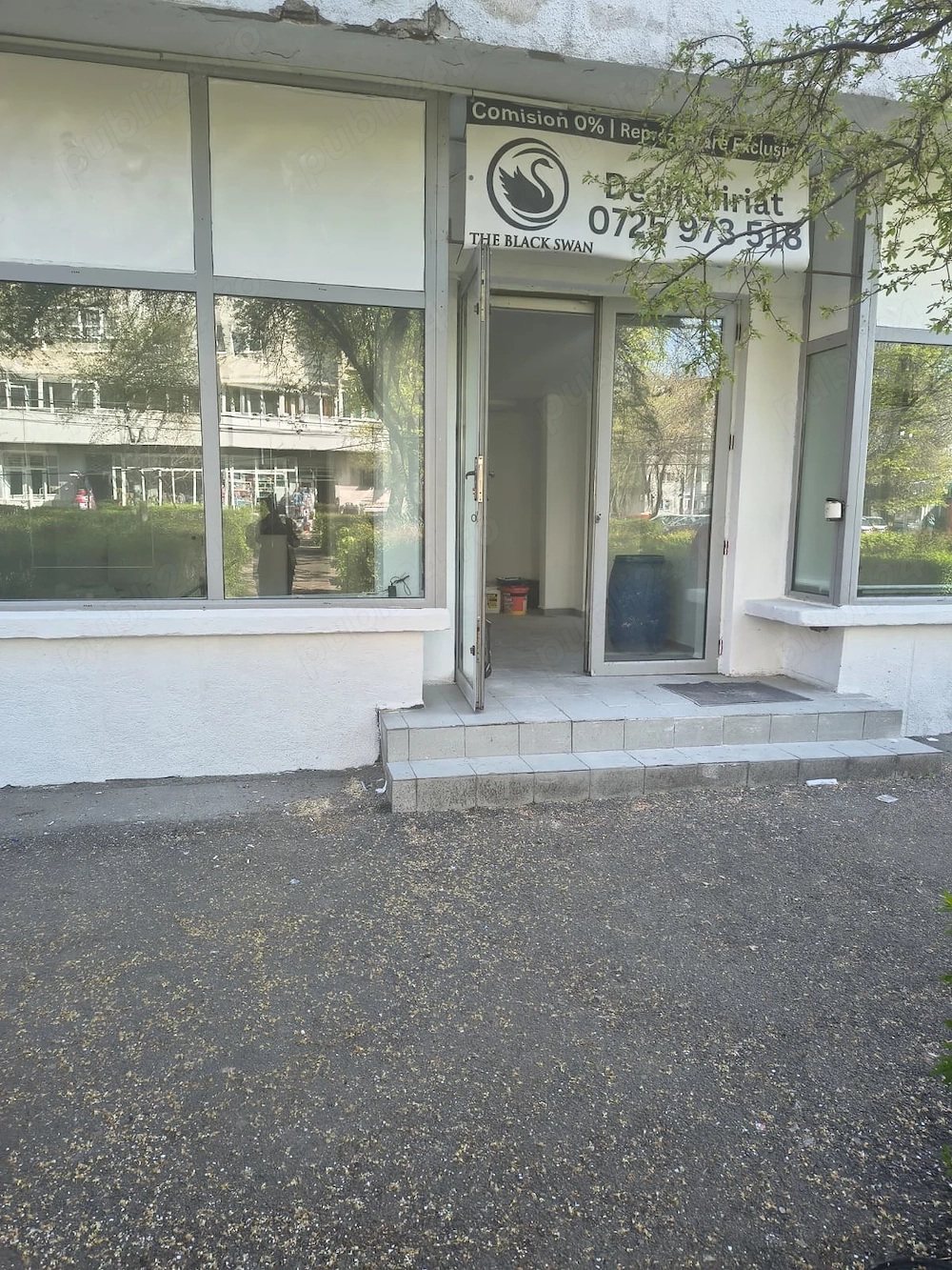 Închidere spatiu comercial Piata 9 mai Ploiesti