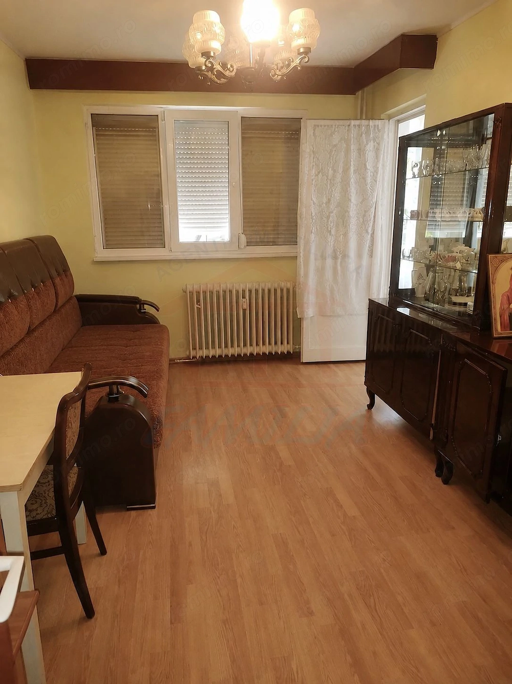 Apartament cu 2 camere decomandate, parter, luminos - Micro 13
