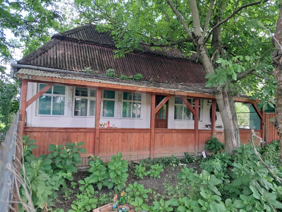 De vânzare casă cu teren 2.920 mp în Cristești – str. Combinatului