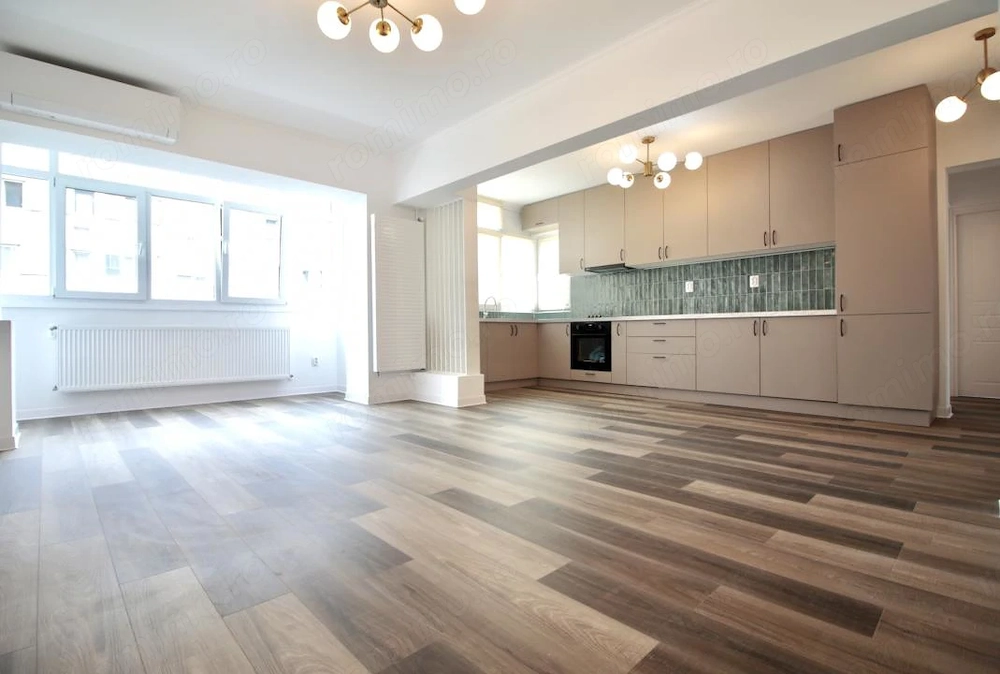 TEIUL DOAMNEI, BLOC 1984, DECOMANDAT, RENOVAT, NEMOBILAT, 0% COMISION!